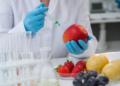 Las frutas más contaminadas con pesticidas: un informe revela datos preocupantes