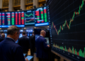 Acciones argentinas en alza mientras el riesgo país supera nuevamente los 500 puntos