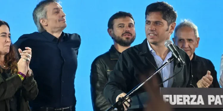 Máximo criticó a Axel Kicillof durante un masivo banderazo por la libertad de Cristina Fernández de Kirchner