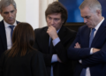 Descontento y confusión en el Gobierno por videos que contradicen la declaración de Adorni sobre bitcoin