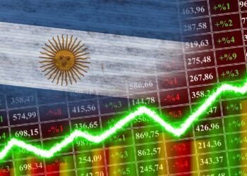 Estabilidad en el riesgo país y variaciones en acciones argentinas en Wall Street