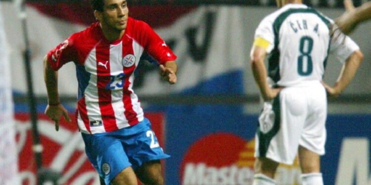Pipino Cuevas celebra la victoria de Paraguay en el Mundial y habla sobre el alcohol