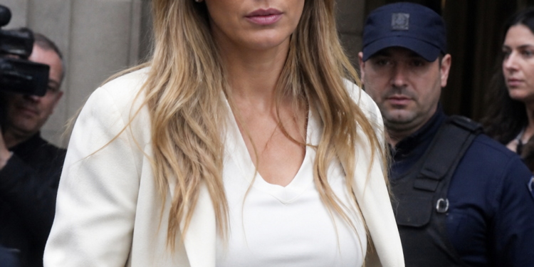 Jésica Cirio entrega su celular a la justicia para verificar contenido relacionado con el ex intendente Insaurralde