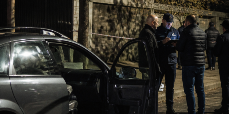 Villa Dorrego: asesinan a comisario en intento de robo
