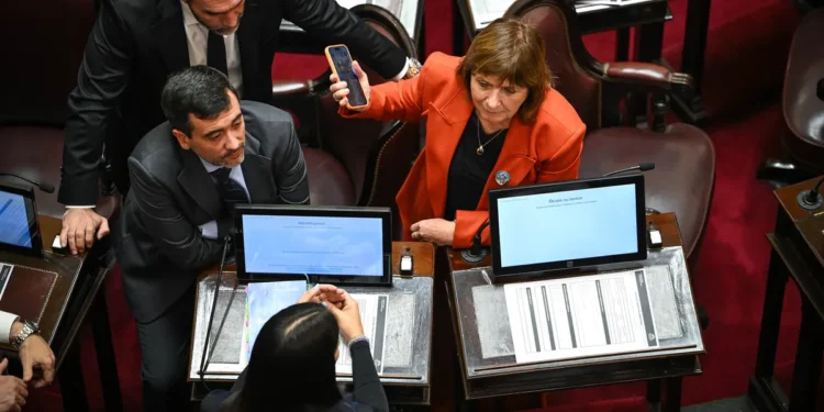 Propiedad Privada: La cuenta regresiva en el Senado y el desafío de consolidar mayorías ante la fragmentación provincial