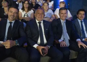Estrategia y Candidaturas en Córdoba: El Tablero de Milei hacia 2027