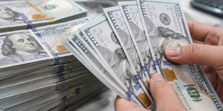 Proyección del dólar mayorista para agosto bajo la nueva banda cambiaria