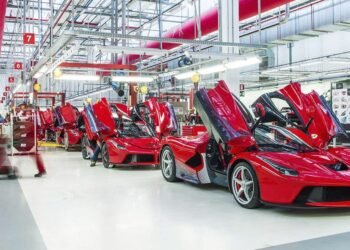 Descubriendo la Fábrica de Ferrari: Un Viaje al Corazón de la Exuberancia Automovilística