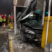 Accidente múltiple en Campana: un vehículo se estrelló contra una cabina de peaje y un conductor resultó lesionado