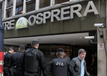 Se investiga a un socio de Menem por corrupción en la obra social de un sindicato