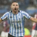 Racing sufrió una dura derrota ante el líder Argentinos, donde jugó 70 minutos con uno menos