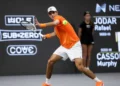 La controversia de Shapovalov con Jódar por las interrupciones causadas por sus zapatillas