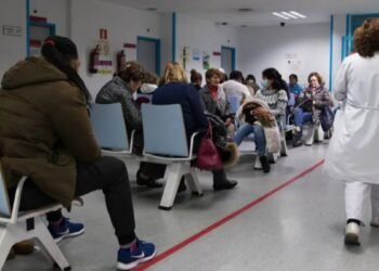 El Gobierno estableció un protocolo para cobrar la atención médica a extranjeros no residentes