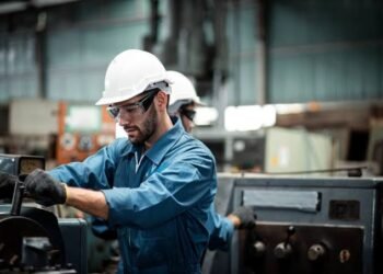 Industria: casi la mitad de los insumos sigue siendo más barata en el exterior
