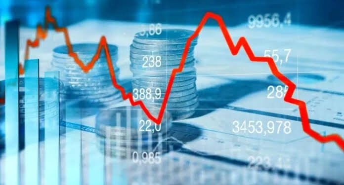 Riesgo país: llegó a 472 puntos y enfrenta obstáculos para volver a los niveles de julio