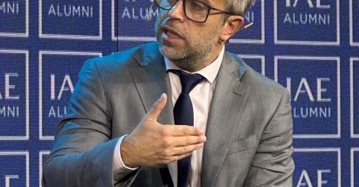 El Gobierno busca ampliar el crédito en dólares para empresas y apunta a impulsar la inversión