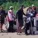 Violentos incidentes en Aguas Blancas: bagalleros atacan a efectivos de Prefectura y municipio solicita cerrar un paso fronterizo