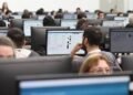 El empleo privado cae con más fuerza en las pequeñas empresas y la industria acumula nuevos retrocesos