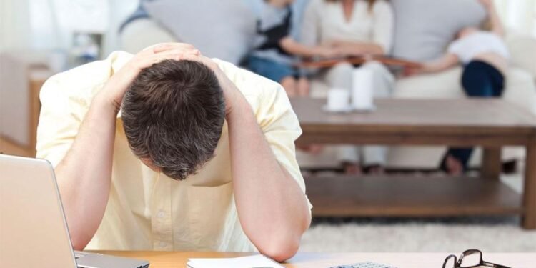 Endeudamiento y caída del consumo: advierten por el deterioro del poder adquisitivo de las familias