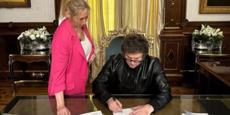 El Gobierno designó de manera transitoria a Chiara Ferreyra Romano como directora de Dictámenes