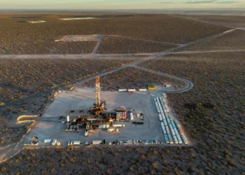 Las petroleras adelantarán US$154,5 millones para mejorar rutas de Vaca Muerta