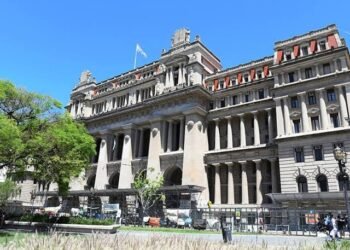 La Corte Suprema fijó nuevos límites a las tasas municipales y cuestionó excesos recaudatorios