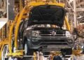 El cambio de Amarok pone en crisis a proveedores autopartistas y reduce la producción local