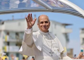 Visita del papa León XIV: cómo serán los feriados de noviembre y qué establece el decreto del Gobierno
