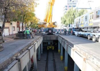 Patinador agredido durante demostración en el subte porteño