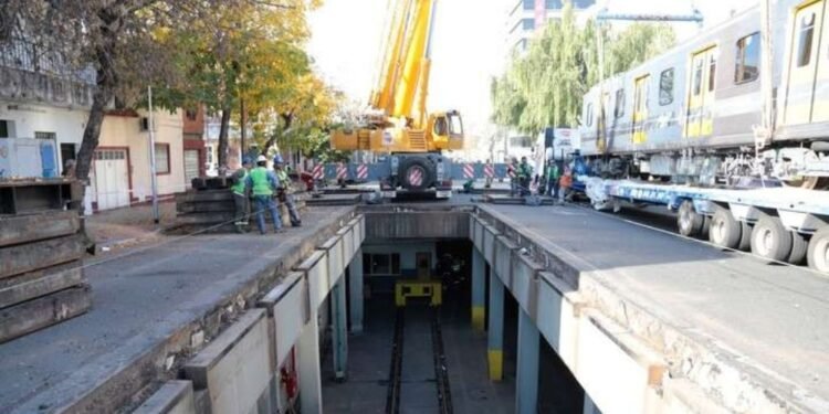 Patinador agredido durante demostración en el subte porteño