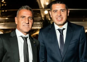 Riquelme y Cascini comentan sobre Boca en un programa inesperadamente en vivo