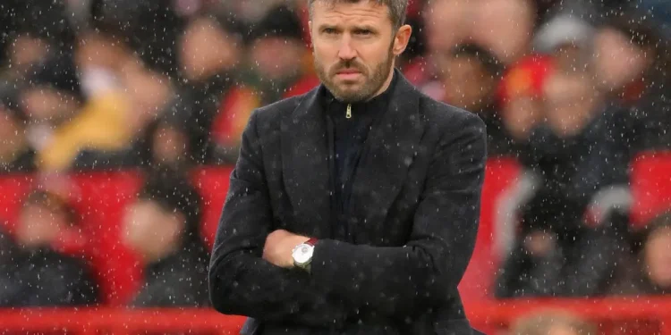Crisis profunda en el Manchester United: sin Lisandro Martínez, el Bournemouth lo goleó en Old Trafford y presiona al DT