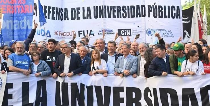 La Justicia ordenó aplicar la Ley de Financiamiento Universitario y las universidades vuelven a reclamarle al Gobierno