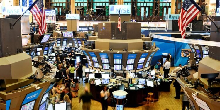 El riesgo país volvió a superar los 600 puntos y caen los bonos y las acciones argentinas