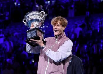 El ranking ATP se redefine: Sinner continúa liderando, Djokovic cae del Top 10 y diez argentinos se destacan entre los mejores