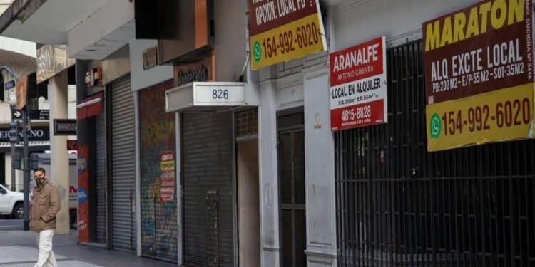Advertencia de un economista: “Si el consumo y la inversión no se recuperan, terminaremos votando en recesión”