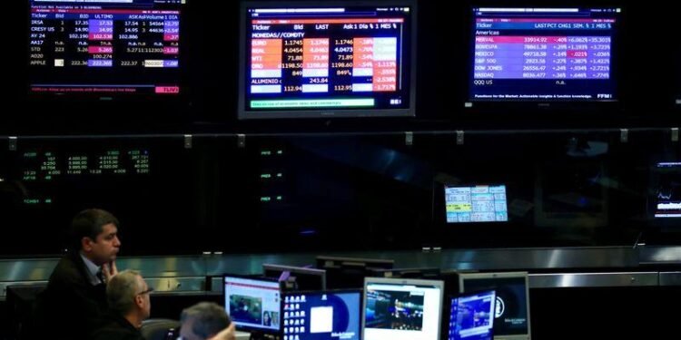 Semana crucial para el riesgo país: la Reserva Federal, los balances, el petróleo y Brasil bajo la lupa