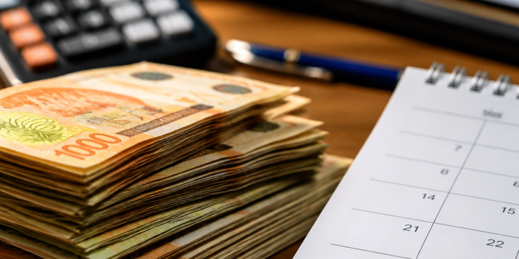 Comienza un exigente calendario de vencimientos en pesos: todos los detalles